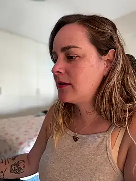 Snapshot of misslulipop chatting on 17, 3, 2025 misslulipop online show from 17, 3, 2025