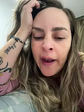 Snapshot of misslulipop chatting on 28, 2, 2025 misslulipop online show from 28, 2, 2025