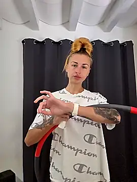 kylie blck online show from 18, 4, 2026