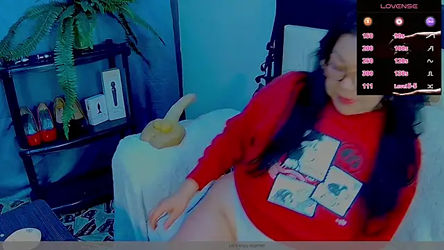 Mommy-pervert online show from 19, 7, 2026