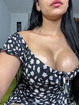 Angela isabella online show from 3, 5, 2026