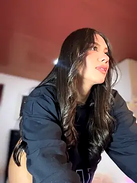 Ambar pe  online show from 24, 10, 2025