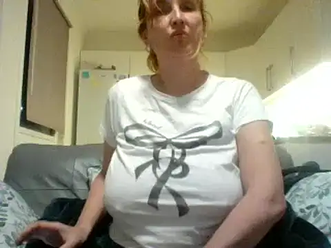 MssAngela online show from 23, 1, 2025