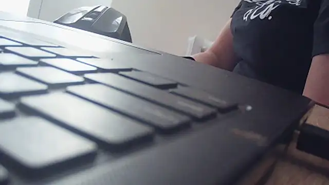 MssAngela online show from 12, 4, 2026