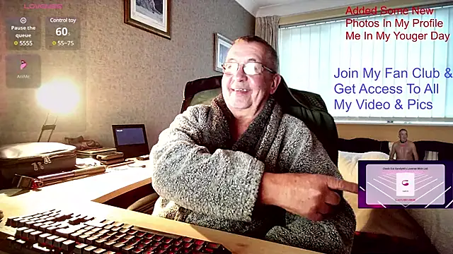 Snapshot of Aandy62 chatting on 7, 12, 2024 Aandy62 online show from 7, 12, 2024