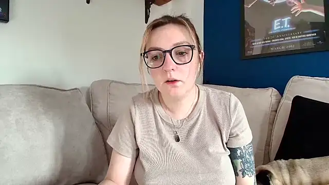 short sweetpea online show from 9, 2, 2026