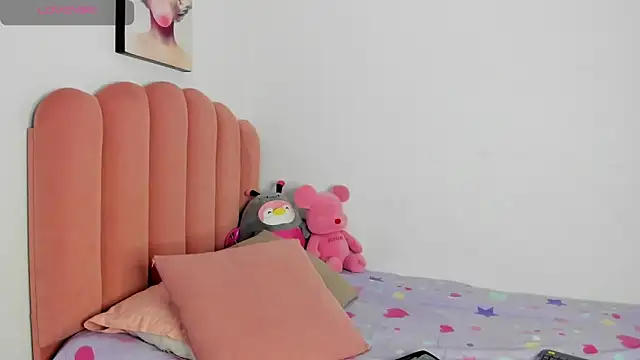 julieth sanz online show from 6, 3, 2025