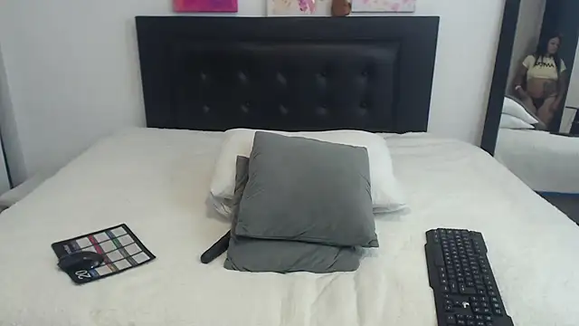Snapshot of katiehotx chatting on 3, 7, 2026 katiehotx online show from 3, 7, 2026