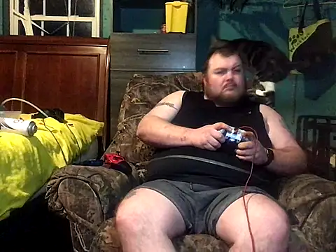 Snapshot of fatdickdaddy448 chatting on 5, 12, 2024 fatdickdaddy448 online show from 5, 12, 2024