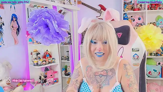 meda kawaii  online show from 6, 4, 2026