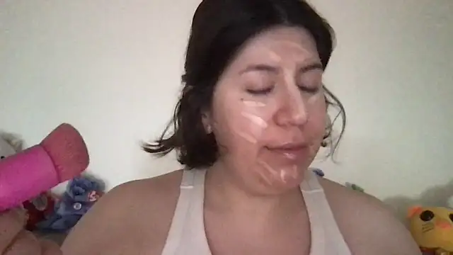 Snapshot of HYPHYtype chatting on 1, 3, 2026 HYPHYtype online show from 1, 3, 2026