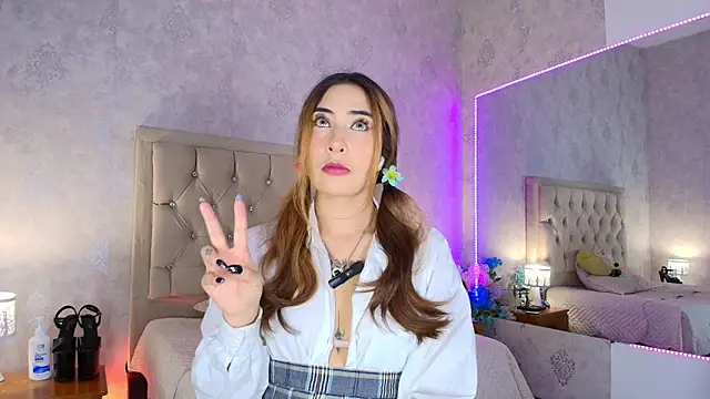 nini love01 online show from 21, 11, 2025