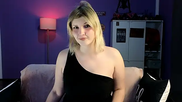Snapshot of olisunny5 chatting on 9, 5, 2026 olisunny5 online show from 9, 5, 2026