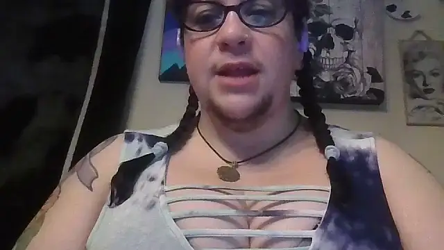 GothyBaby online show from 21, 11, 2025