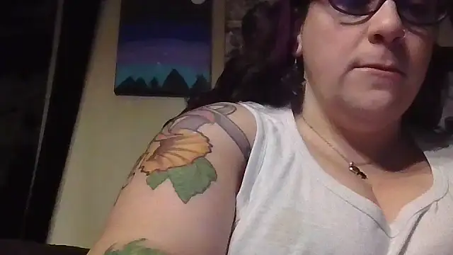 GothyBaby online show from 1, 12, 2025