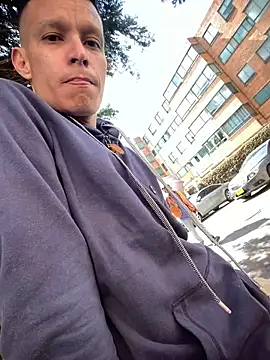 Snapshot of yequeal chatting on 3, 12, 2024 yequeal online show from 3, 12, 2024