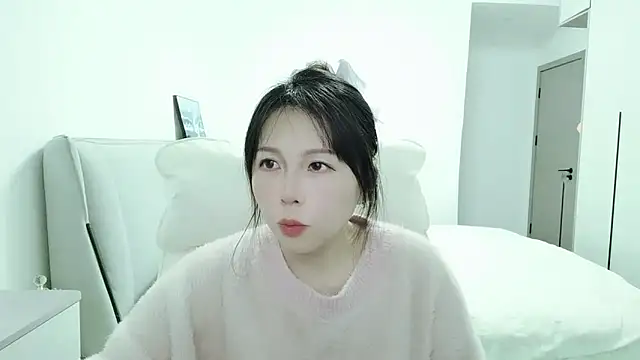 Sunset glow online show from 28, 11, 2025