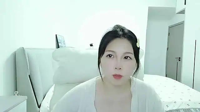 Sunset glow online show from 26, 10, 2025