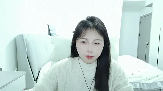 Sunset glow online show from 23, 11, 2025