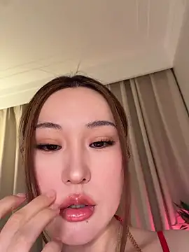 sphynx- - online show from 9, 4, 2026