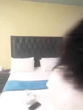 CuteHoney92 online show from 23, 4, 2026