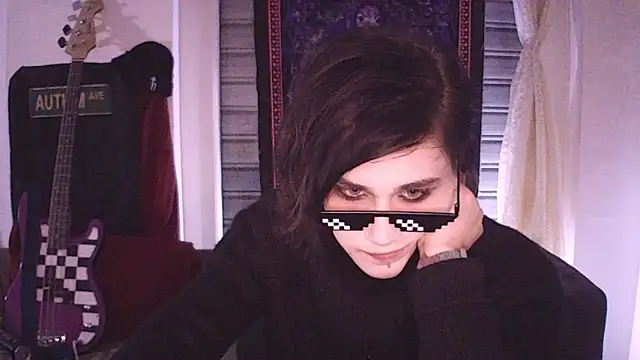 sademobeer online show from 24, 3, 2026