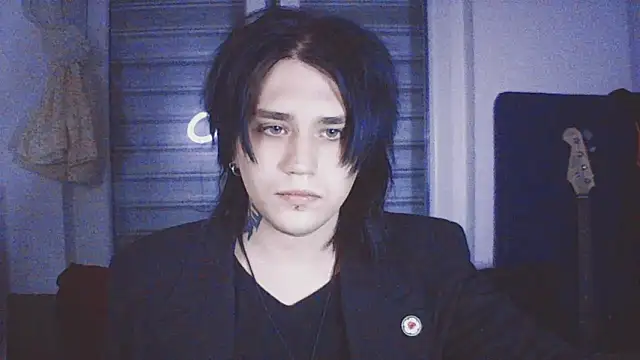 sademobeer online show from 21, 4, 2026