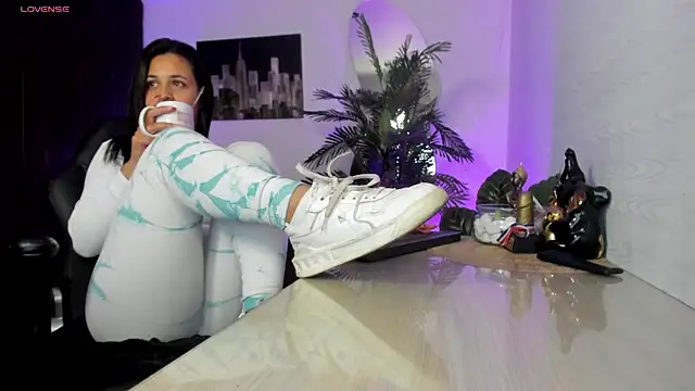 Amaia Bushida online show from 11, 11, 2025