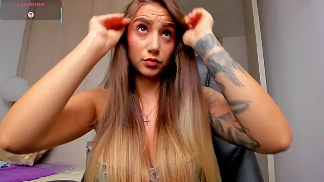 Snapshot of StacyConner chatting on 20, 5, 2026 StacyConner online show from 20, 5, 2026