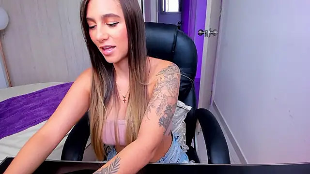 StacyConner online show from 18, 3, 2026