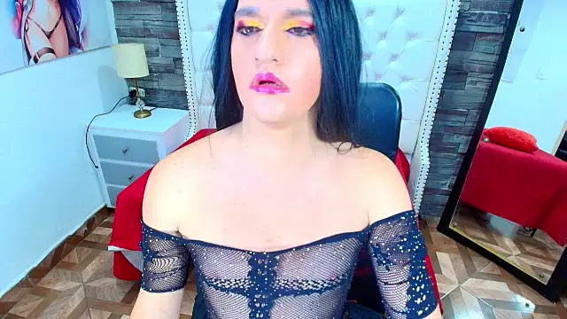 Snapshot of TRINY_TS chatting on 10, 5, 2026 TRINY TS online show from 10, 5, 2026
