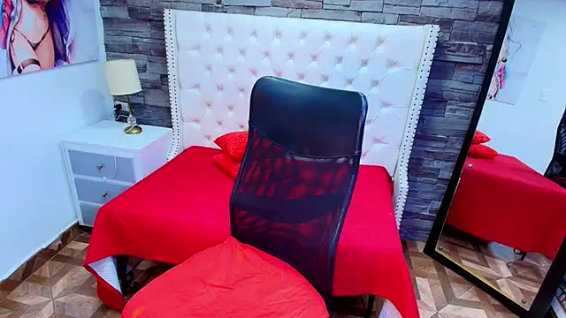 TRINY TS online show from 16, 10, 2025