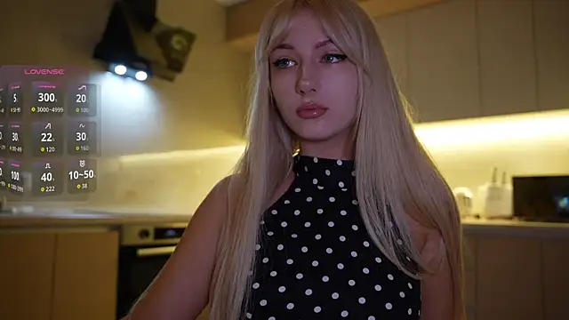 Snapshot of CatchMe1 chatting on 1, 11, 2025 CatchMe1 online show from 1, 11, 2025