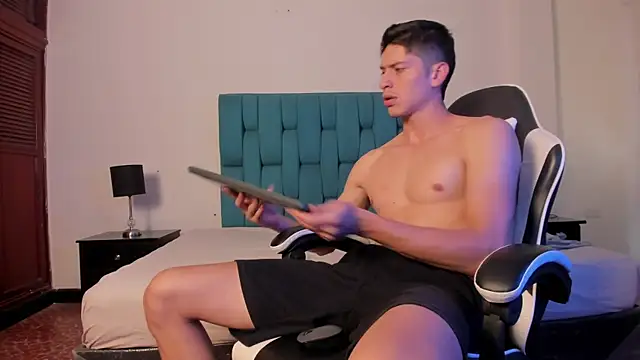 Tyler Cold online show from 25, 9, 2025