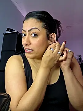 Nikkierosee online show from 15, 2, 2026