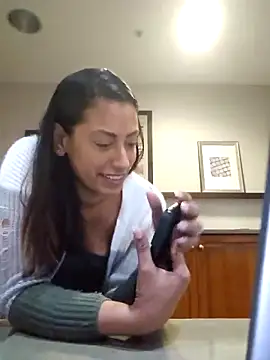 Nikkierosee online show from 23, 3, 2025