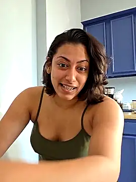 Nikkierosee online show from 13, 9, 2025