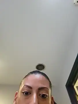 Nikkierosee online show from 17, 3, 2025