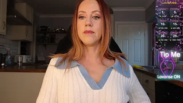 stripmequick online show from 23, 11, 2025