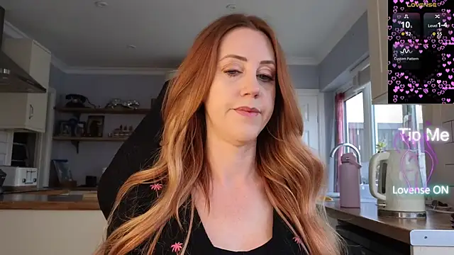 stripmequick online show from 25, 3, 2026