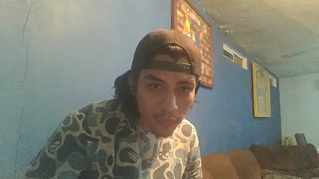AlexAlejandro13 online show from 28, 9, 2025