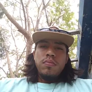 AlexAlejandro13 online show from 2, 4, 2026