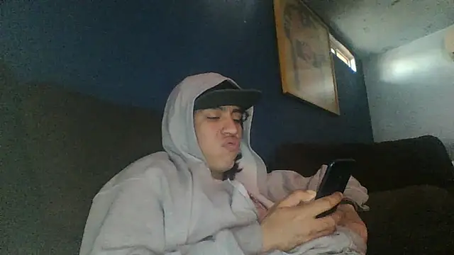 AlexAlejandro13 online show from 10, 2, 2026