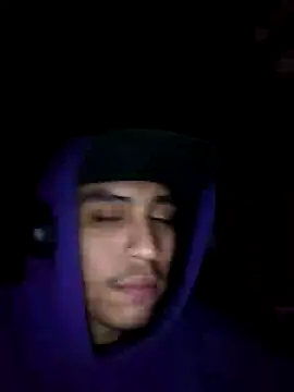 AlexAlejandro13 online show from 4, 12, 2025