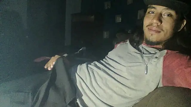 AlexAlejandro13 online show from 15, 4, 2026