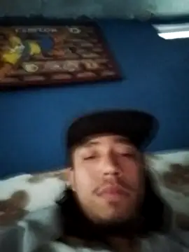 AlexAlejandro13 online show from 5, 4, 2026