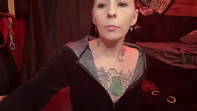 Snapshot of TeenyDoll chatting on 24, 10, 2025 TeenyDoll online show from 24, 10, 2025