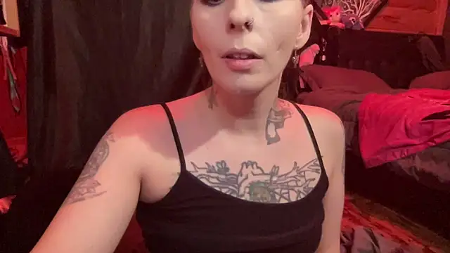 Snapshot of TeenyDoll chatting on 19, 11, 2025 TeenyDoll online show from 19, 11, 2025