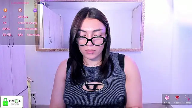 Snapshot of EricaVanderhill chatting on 15, 7, 2026 EricaVanderhill online show from 15, 7, 2026