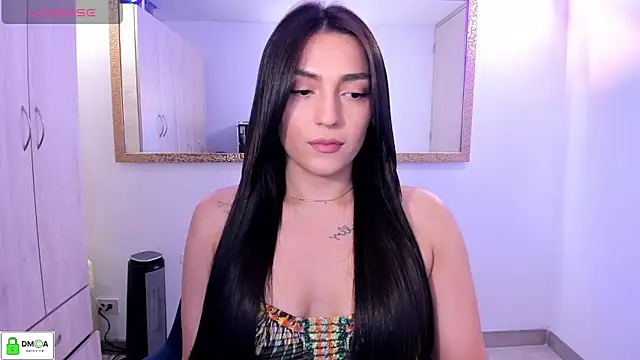 EricaVanderhill online show from 5, 4, 2026